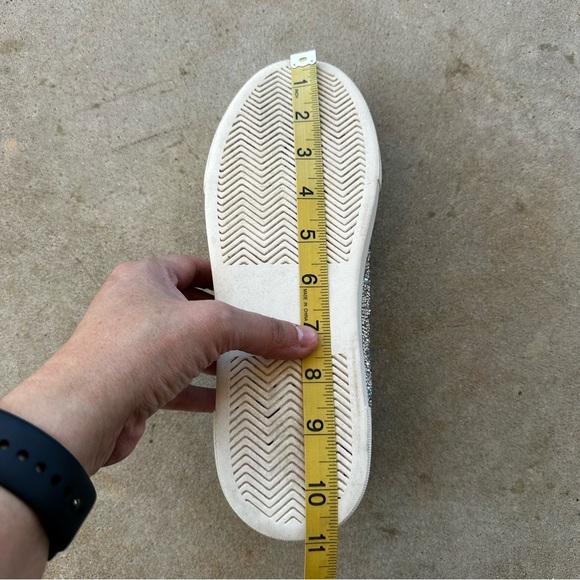 Betsey Johnson Suton Lace-Up Rhinestone Platform Sneakers Women’s Size 8.5 - Picture 7 of 13